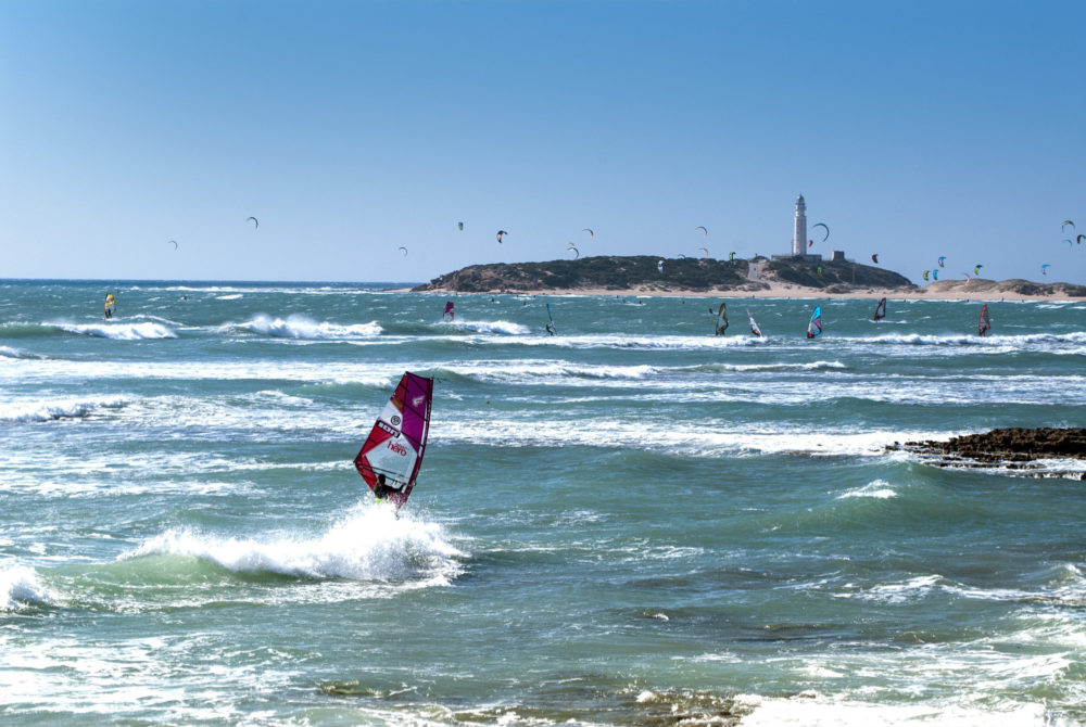 Canos-Meca-1000x670 - El pequeño pueblito a 1 hora de Cádiz con playas nudistas para unas hermosas vacaciones de verano hippies