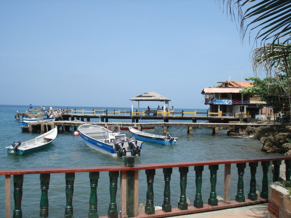 El idílico pueblito colombiano con playas paradisíacas, piscinas naturales y alucinantes paisajes muy cerca de la frontera con Panamá