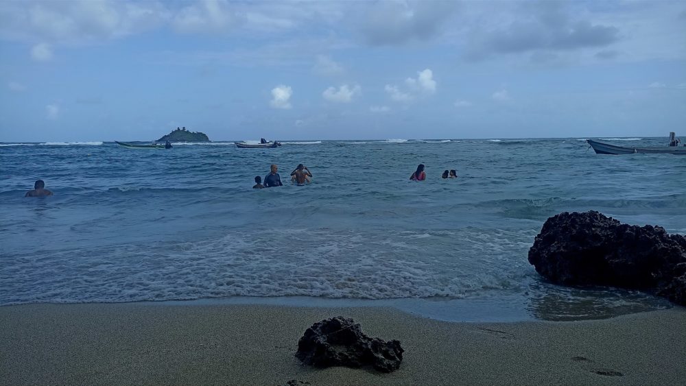 Capurgana_wikimedia_commons_Val-060-1000x563 - El idílico pueblito colombiano con playas paradisíacas, piscinas naturales y alucinantes paisajes muy cerca de la frontera con Panamá