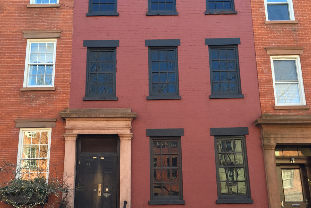 Casa-Brooklyn-1000x670 - El curioso secreto de Nueva York: existe una "casa falsa" que esconde algo impensado dentro