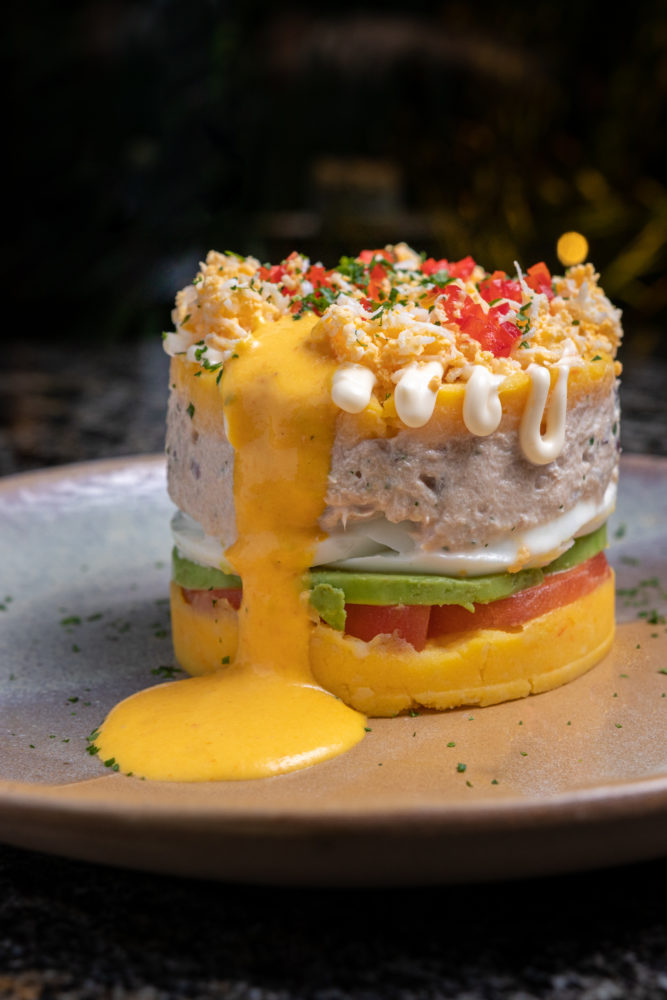 Causa-atun-5-667x1000 - Guía de barrios porteños: qué hacer en Retiro