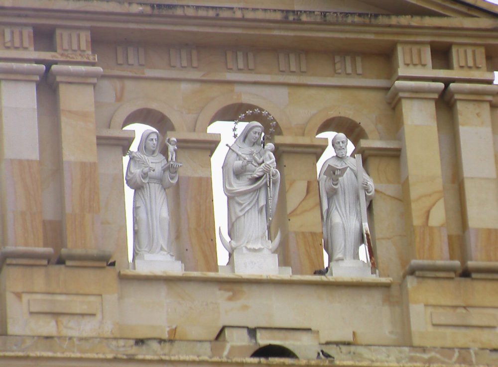 Chiquinquira_wikimedia_commons_Javadumper2-1000x738 - Es el pueblo más religioso de Colombia, está a 3 horas de Bogotá y tiene una hermosa plaza para visitar