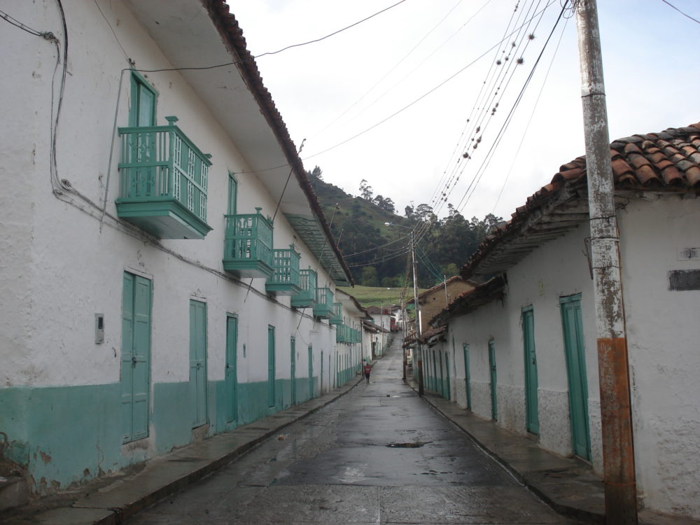 Cocuy_wikimedia_commons_Karolynaroca-1000x750 - El pueblo de Colombia con impactantes paisajes nevados que fue nominado como uno de los más lindos del mundo por la ONU Turismo