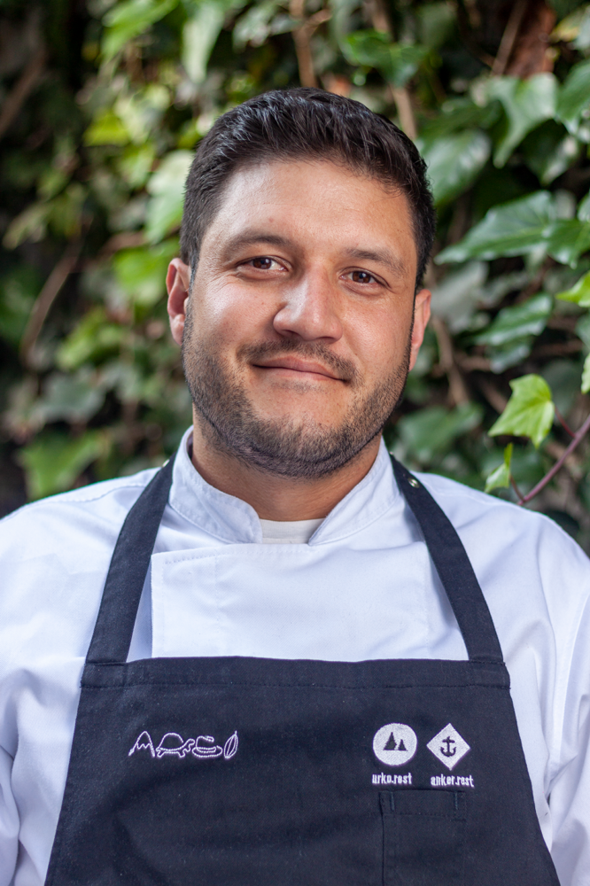 Daniel-M-666x1000 - Quito: guía para comer bien en la mitad del mundo