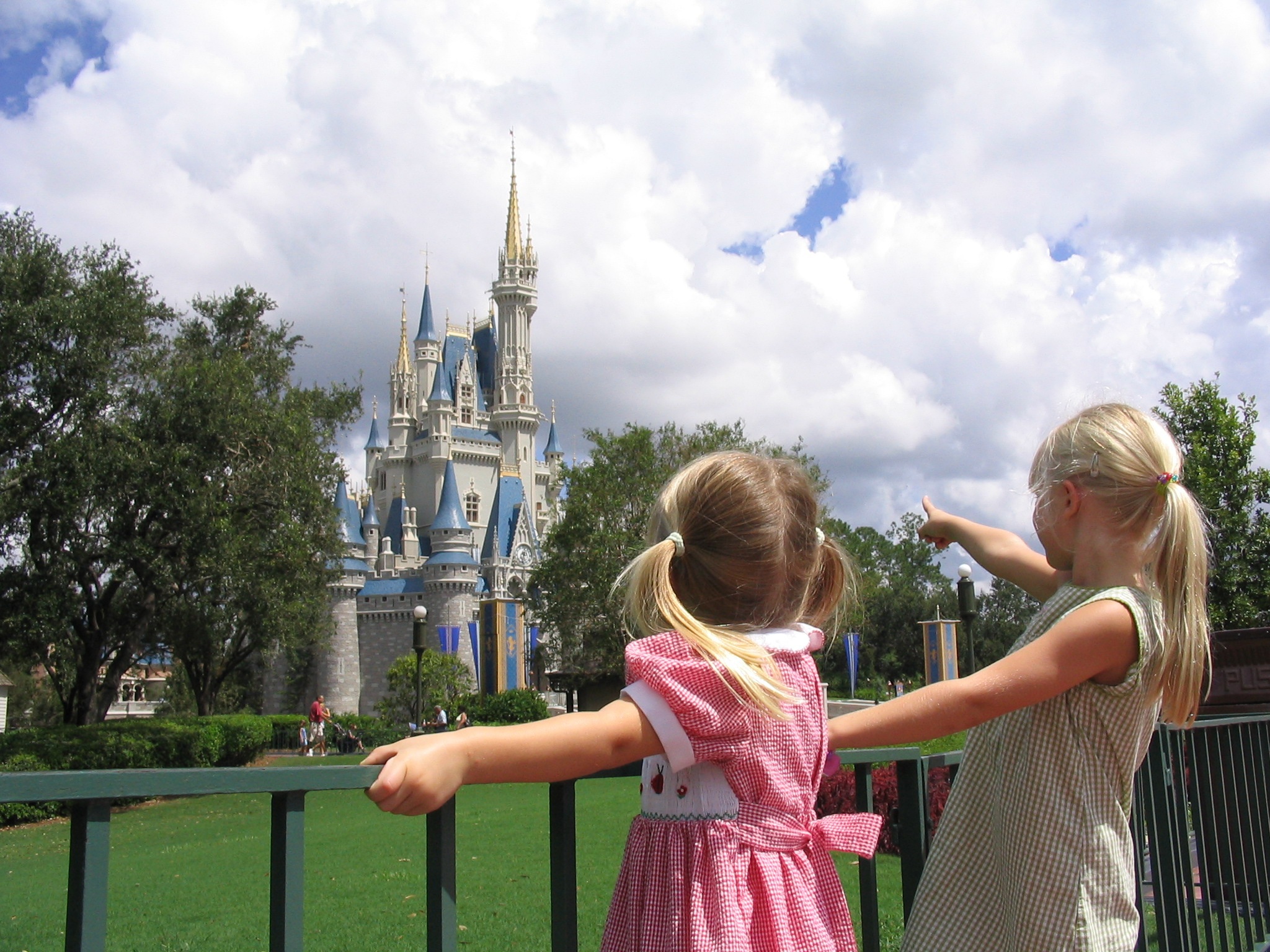 Cómo evitar las largas filas y espera en Walt Disney World