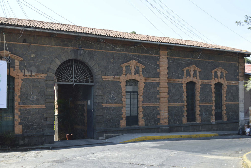 Fabrica-San-Pedro-1000x670 - Este hermoso Barrio Mágico queda en Michoacán y tiene un precioso parque para recorrer con tu amado