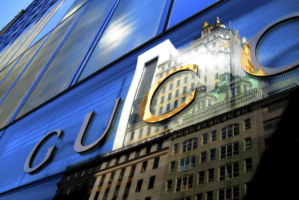 Gucci-1000x670 - Cuáles son los outlets más famosos de Madrid y Barcelona para comprar marcas de lujo con grandes descuentos