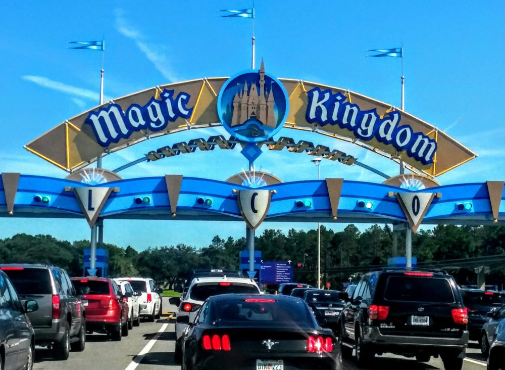 Magic_Kingdom_wikimedia_commons_Ivan-Curra-1000x732 - Cuáles son las atracciones cerradas de Walt Disney World en junio 2024 y dónde consultarlo