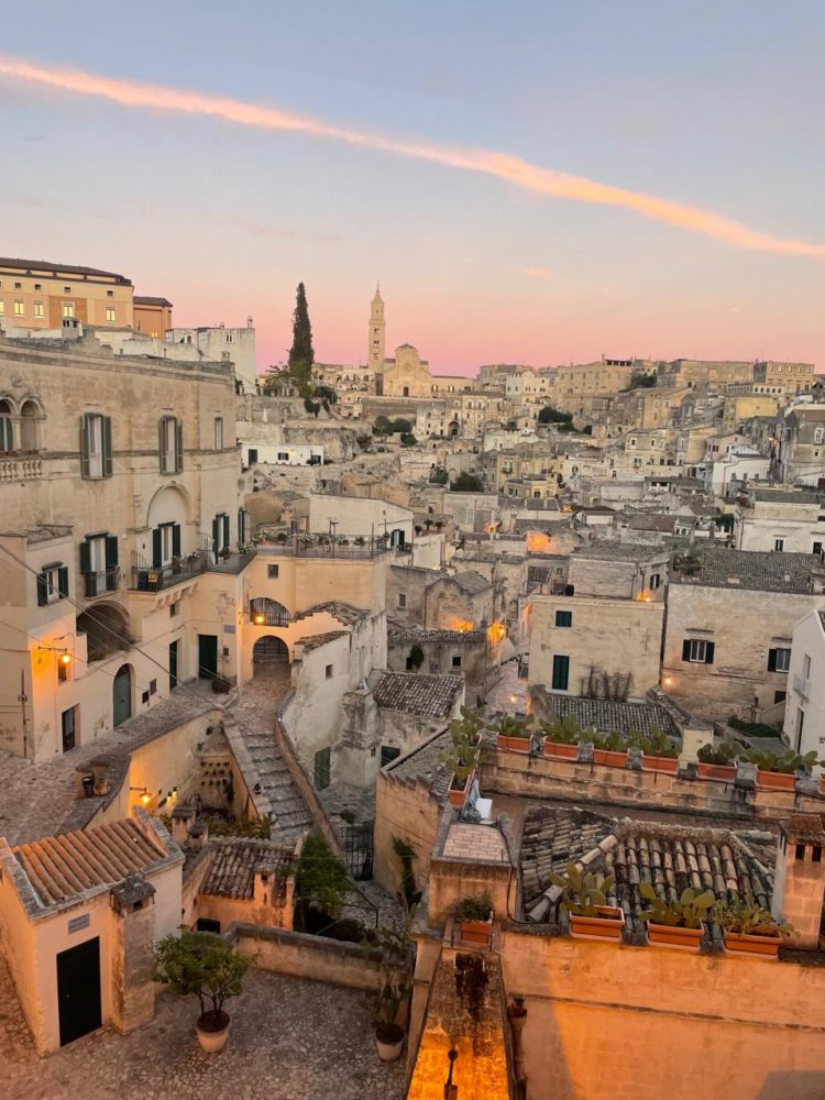Matera-Puglia3-750x1000 - Los mapas de Narda: un viaje familiar y gastronómico por el sur de Italia