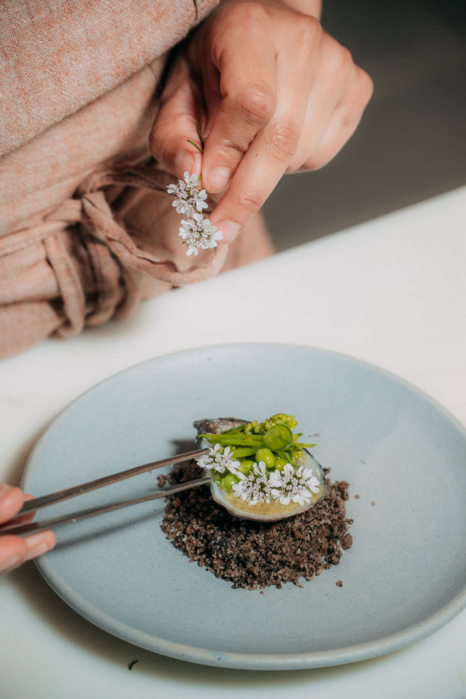 Peas-and-corianderFOTO-DE-PAUL-CHAVEZ-667x1000 - Tijuana: como un local (adoptivo) por Liliana Ospina