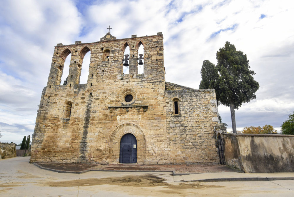 Peratallada2-1000x670 - El bonito pueblito con calles empedradas a 45 minutos de Girona con un imponente castillo que parece de cuento de hadas