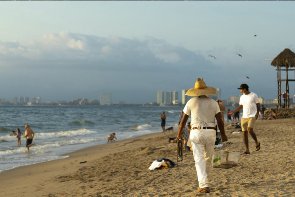 La alucinante playa a pocos kilómetros de Puerto Vallarta que pocos conocen y en donde reina la tranquilidad, las arenas blancas y paisajes paradisíacos