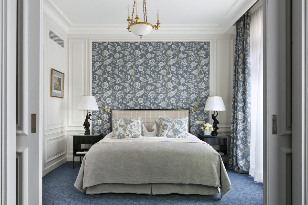 San-Regis-Junior-Suite-20-@Fabrice-Rambert-1000x668 - San Régis París: un hotel “peculiar” con más de 100 años de historia 