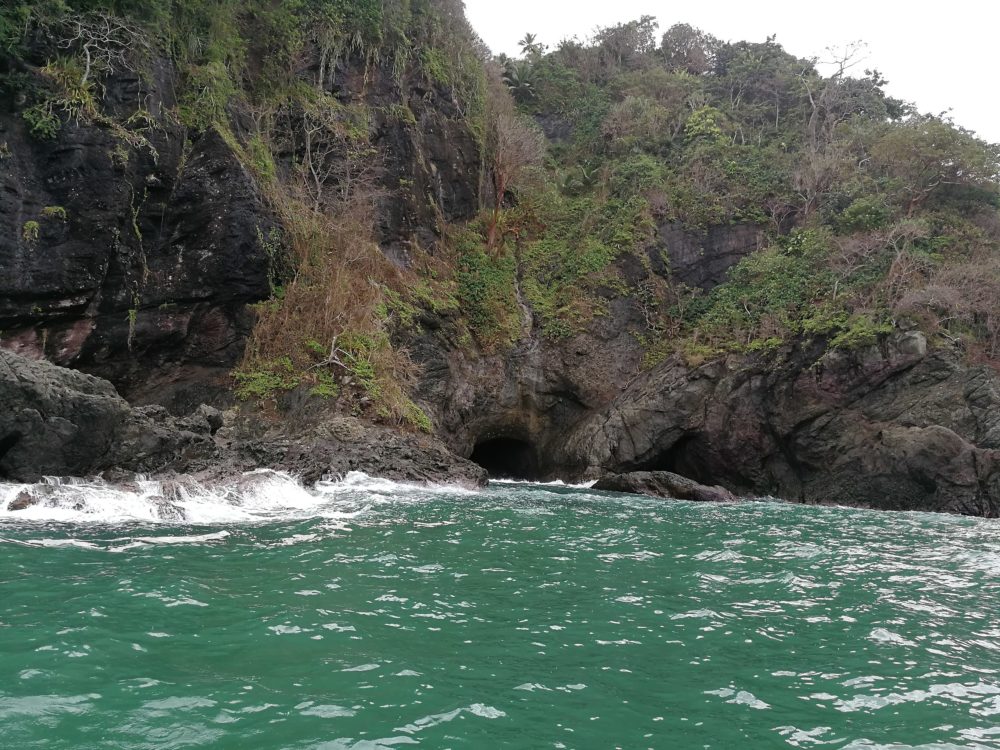 Sapzurro_wikimedia_commons_Adriana-Garcia-1000x750 - El exótico y divino pueblito de Colombia fronterizo con Panamá con playas paradisíacas y que está oculto en la frondosa selva