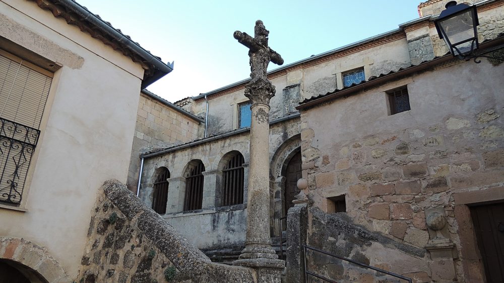 Sepulveda_wikimedia_commons_Borjaanimal3-1000x563 - 4 pueblos tranquilos cerca de Madrid para una bonita escapada de fin de semana