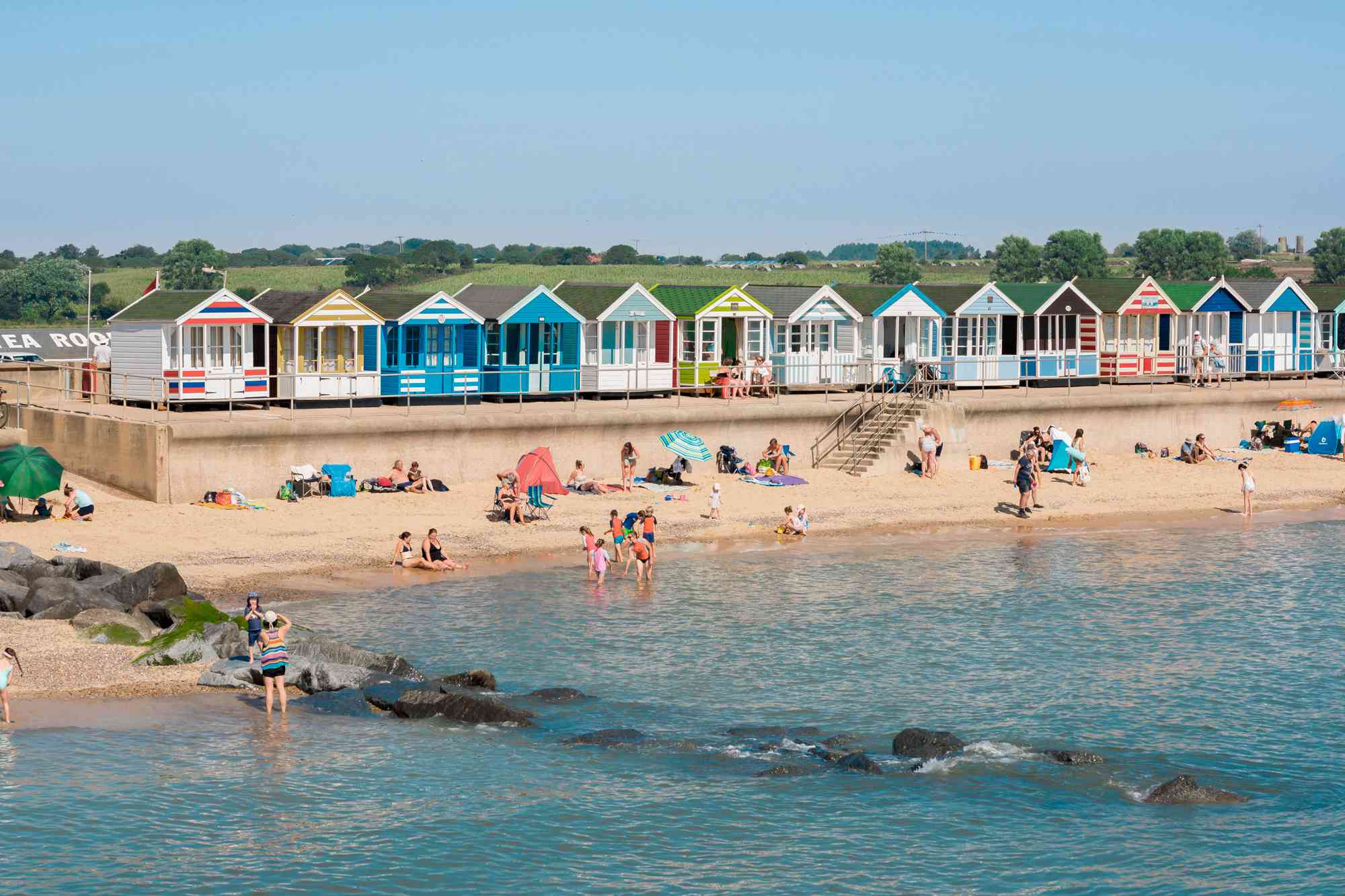 Este destino costero es uno de los secretos mejor guardados de Inglaterra: con pueblos encantadores, castillos históricos y deliciosos mariscos Este destino costero es uno de los secretos mejor guardados de Inglaterra: con pueblos encantadores, castillos históricos y deliciosos mariscos