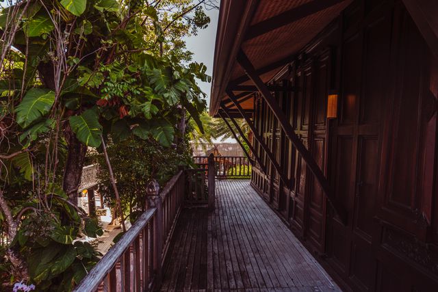 TAL-thai-spa-house-ZEMIBEACHHOUSE0524-9264bebf5f04457f8d3bb3e3f47d8a5c - Este resort frente a la playa en Anguila tiene más de 140 tipos de rones, un spa famoso y una playa privada prístina