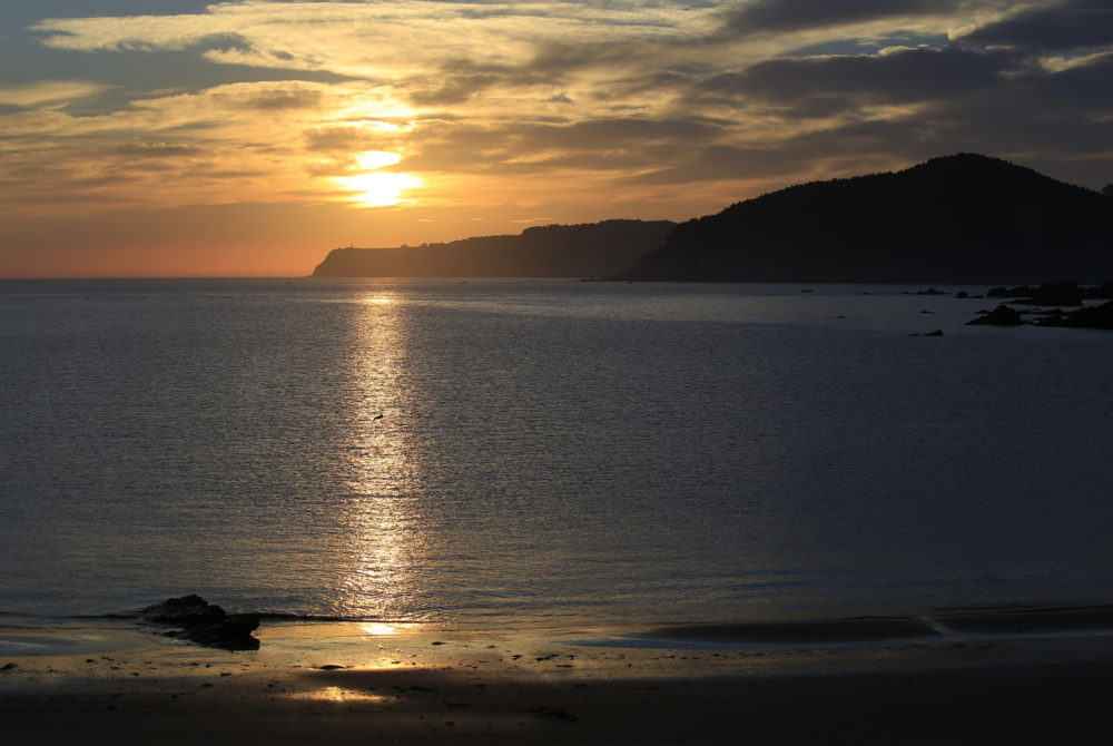 Tazones2-1000x670 - El pequeño pueblito costero asturiano que resguarda una hermosa playa para disfrutar estas vacaciones