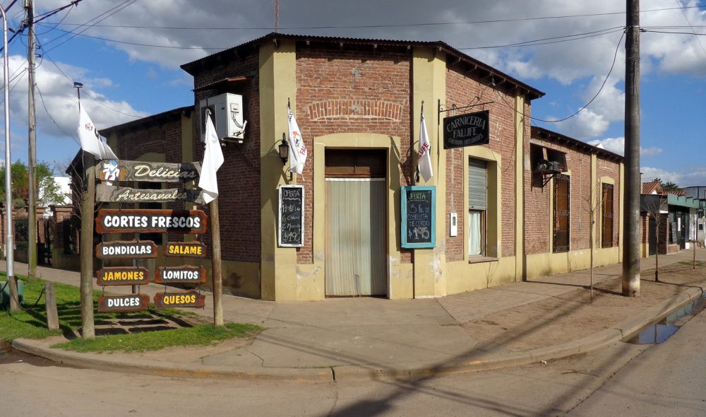 Villa_Lia_wikimedia_commons_Roberto-Fiadone_4-1000x590 - El tranquilo pueblo rural a 2 horas de la Ciudad Autónoma de Buenos Aires, perfecto para descansar un domingo