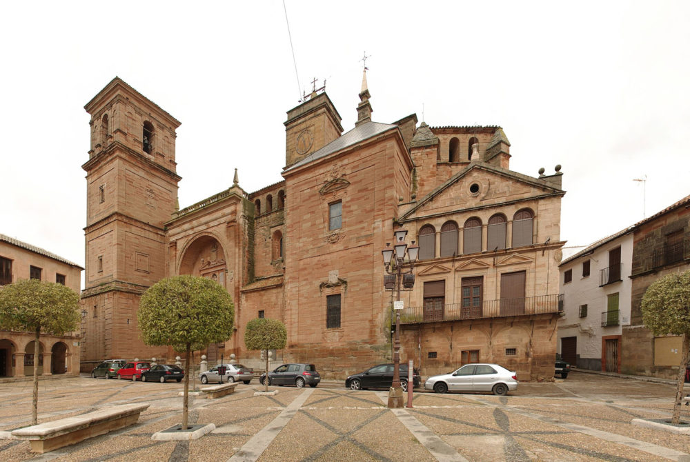 Villanueva-de-los-infantes-1000x670 - Uno de los Pueblos Más Bonitos de España es también la villa manchega del origen del Quijote