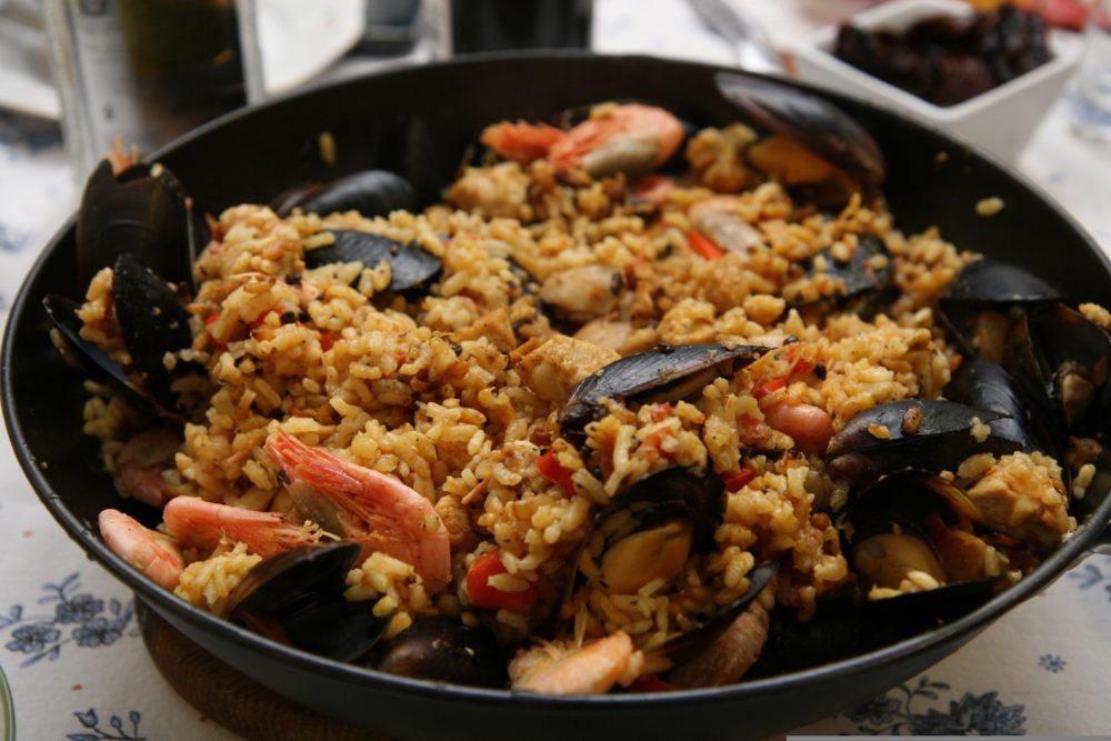 paella-pixabay-1000x667 - Este restaurante de Valencia es uno de los favoritos de los valencianos para comer paella y delicias mediterráneas