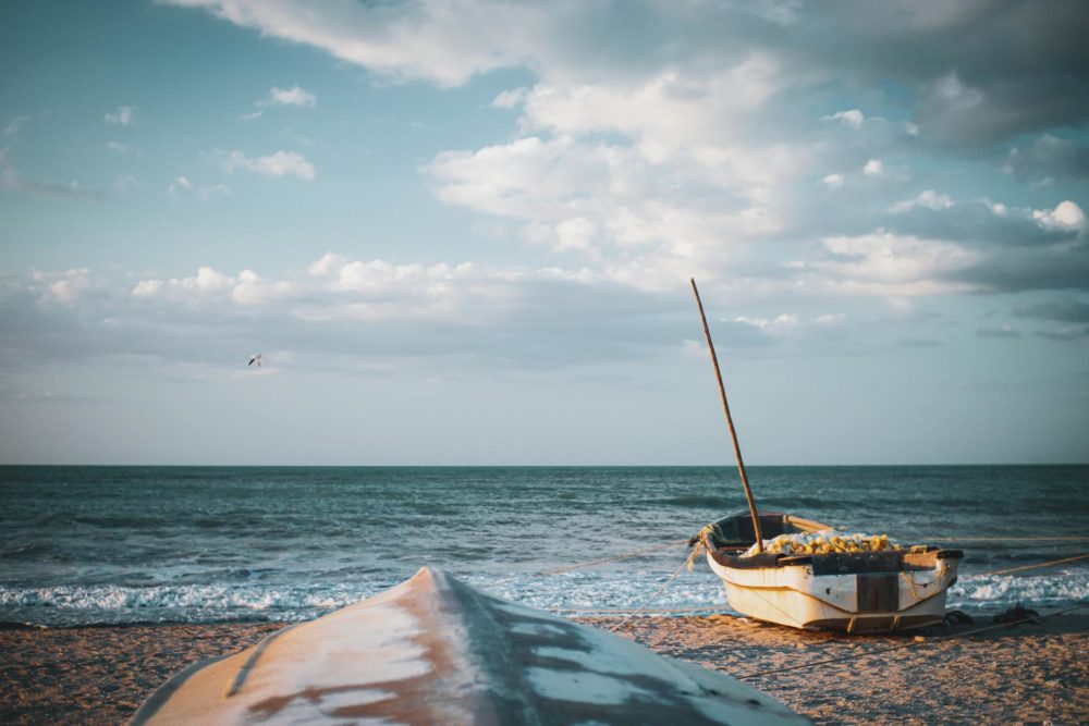 El paradisíaco pueblito de Colombia con playas espectaculares, avistaje de ballenas y perfecto para el ecoturismo