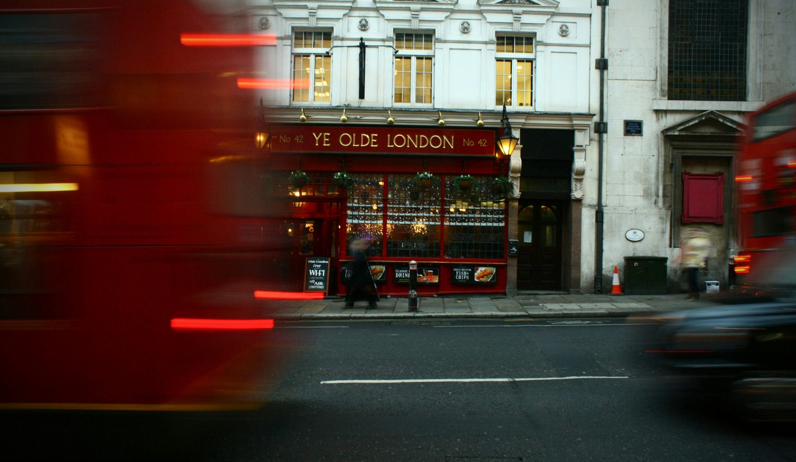 Estos son 5 de los pubs más antiguos de Londres