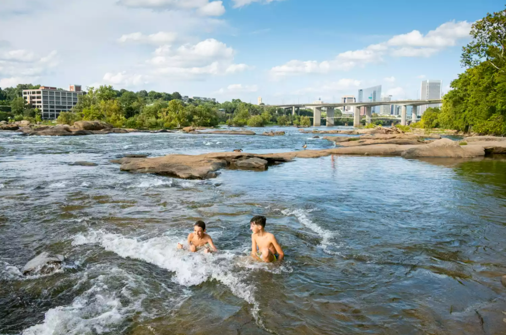 rio_James_Richmond_Virginia-1000x662 - Esta ciudad histórica es uno de los mejores lugares para vivir en Virginia, con museos increíbles, restaurantes deliciosos y vecindarios diversos