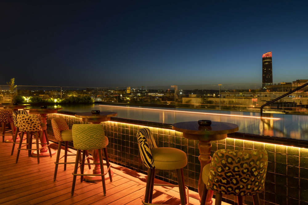 terraza-hotel-lobby-1000x667 - Hotel Lobby: elegancia y modernidad en el corazón histórico de Sevilla