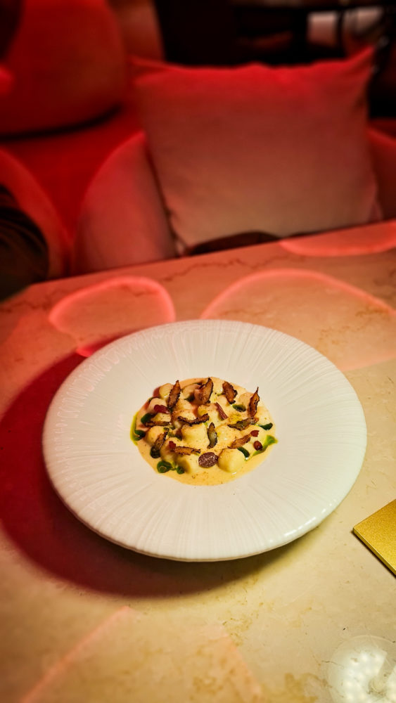 20240616_222754-563x1000 - Una escapada de fin de semana (extra largo) a Mar del Plata