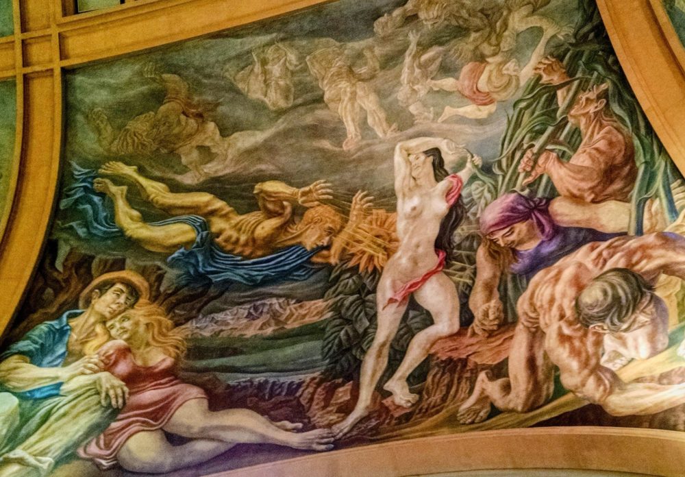 4096px-Murals_by_Antonio_Berni_on_the_ceiling_of_Galerias_Pacifico-1-1000x696 - 3 pueblos cerca de la Ciudad de Buenos Aires para una escapada este Día del Padre