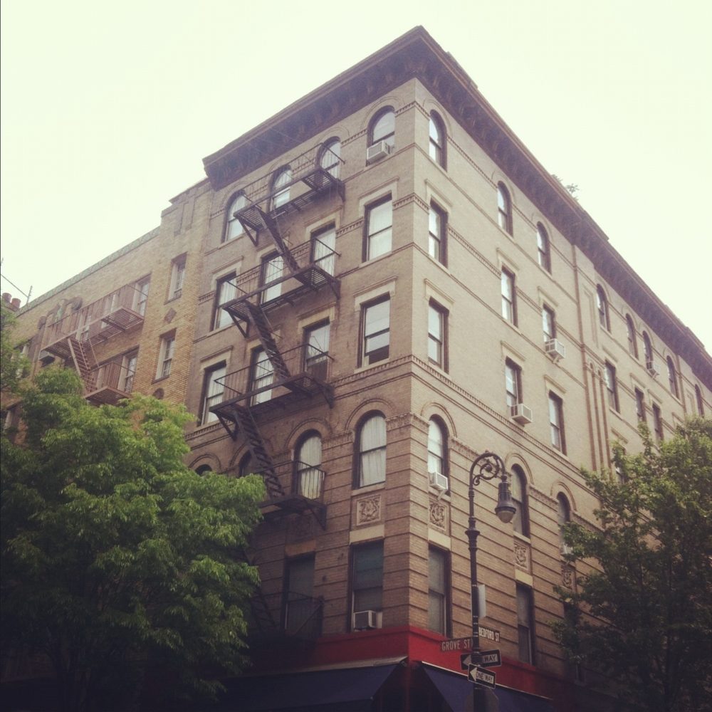 7212467506_62771140d2_o-1000x1000 - Dónde está el edificio de "Friends" en Nueva York