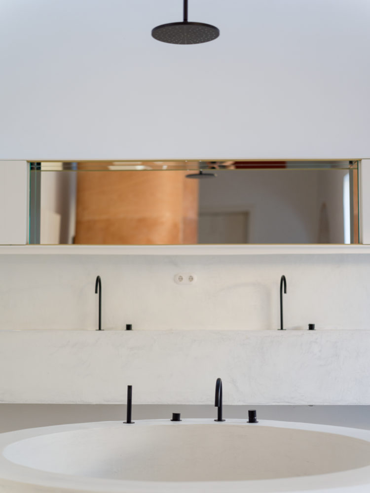 B0122442-750x1000 - Este alojamiento en las Islas Canarias tiene solo dos habitaciones