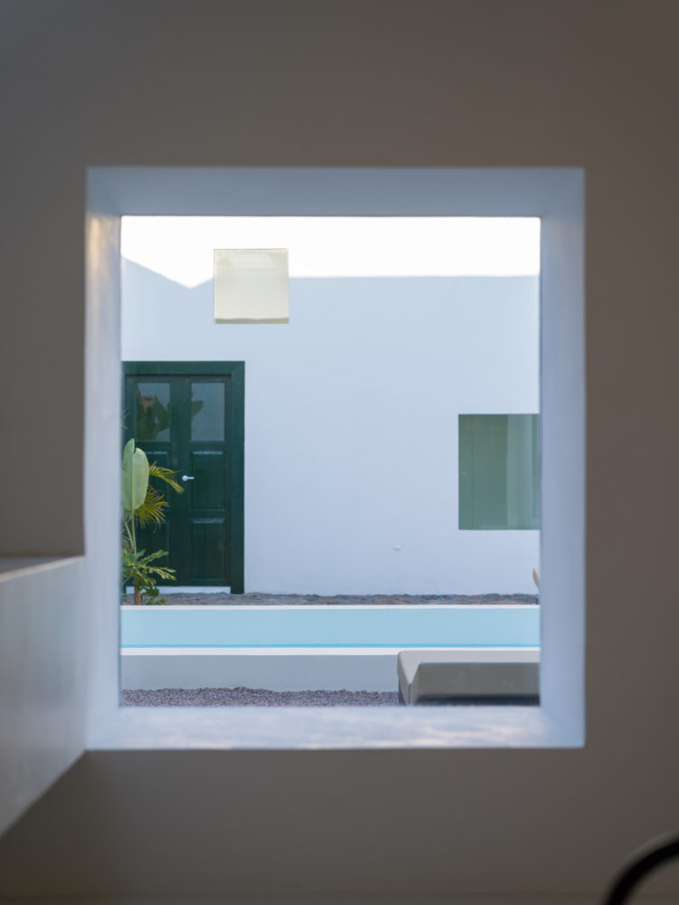 B0122443-750x1000 - Este alojamiento en las Islas Canarias tiene solo dos habitaciones