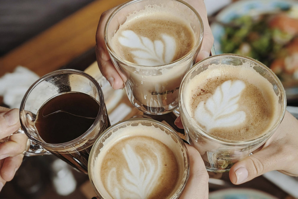 Cafe-1000x670 - El bonito restaurante en la CDMX muy cálido y perfecto para una reunión con amigos con ingredientes de temporada en Polanco