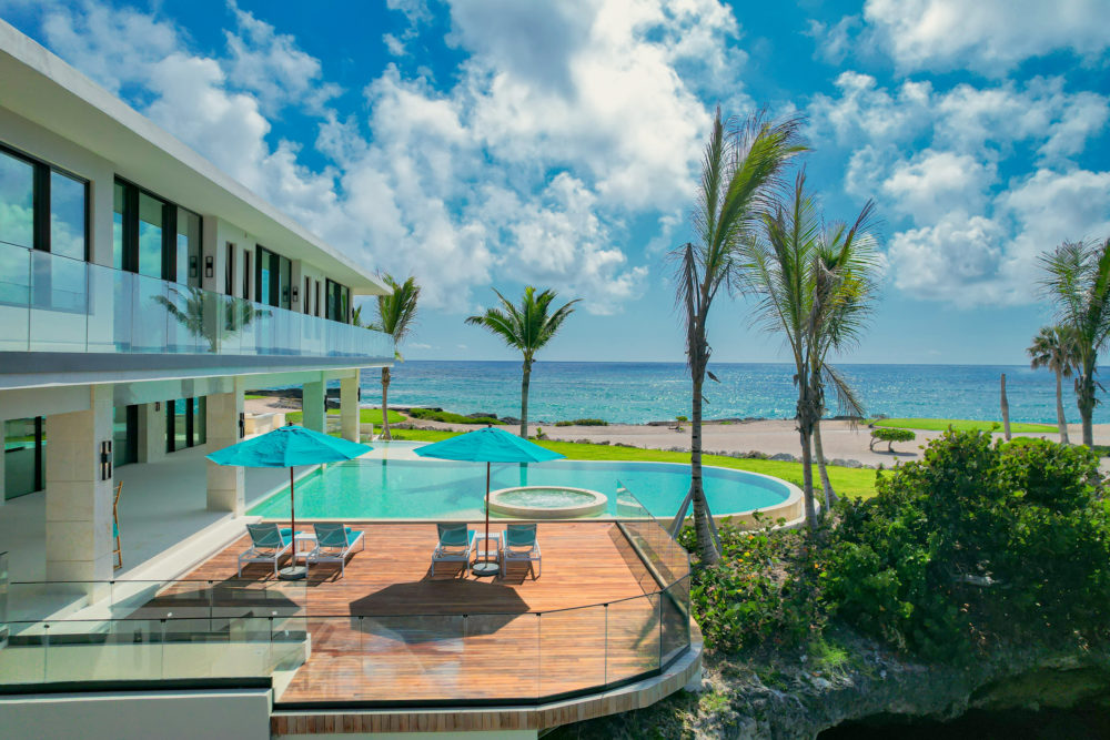 Copy-of-Villa-Azuree-1000x667 - Cuatro hoteles para enamorarte (aún más) de República Dominicana 