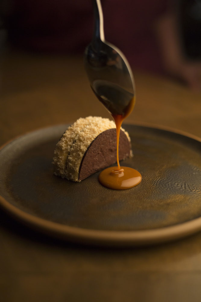 Dulce-de-Leche-667x1000 - "La estrella (Michelin) me abrió puertas para contar lo que está pasando en Mendoza", Sebastián Weigandt