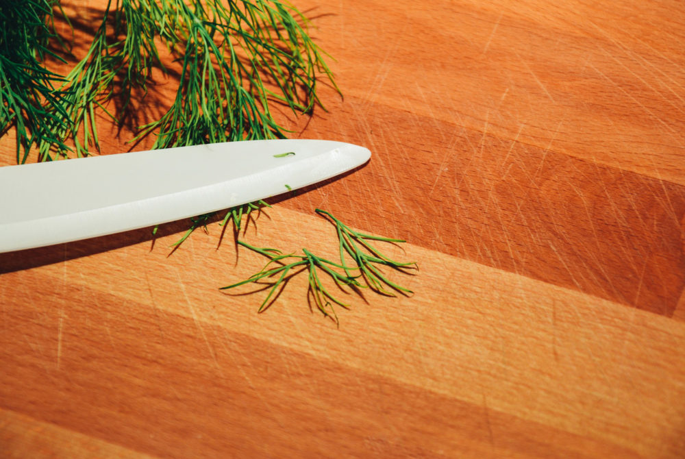 Ingredientes-frescos-1000x670 - El restaurante con una estrella Michelin escondido en un pueblo a 1 hora de Barcelona con alimentos agroecológicos de huertas vecinas