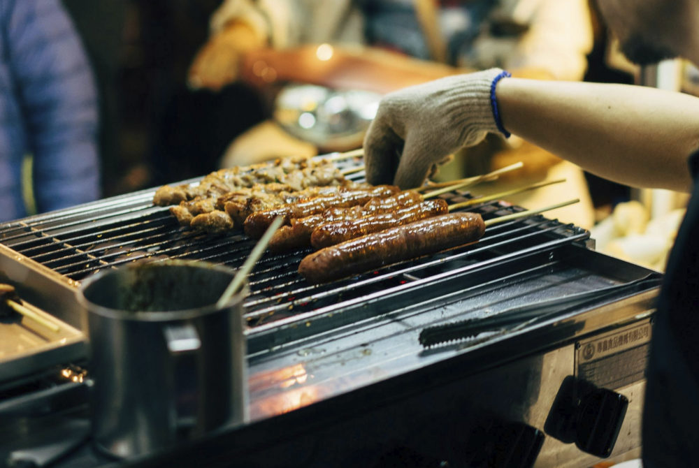 Mercado-Nocturno2-1000x670 - Los curiosos mercados nocturnos de Nueva York con ricas comidas y música en vivo: en dónde están