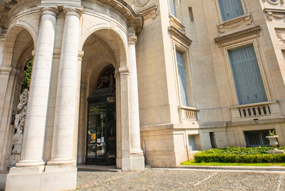 Museo-Arte-Decorativo3-1-1000x670 - Es uno de los museos más hermosos de la Ciudad de Buenos Aires, es un palacio muy lujoso y se puede hacer un brunch delicioso con mucha clase
