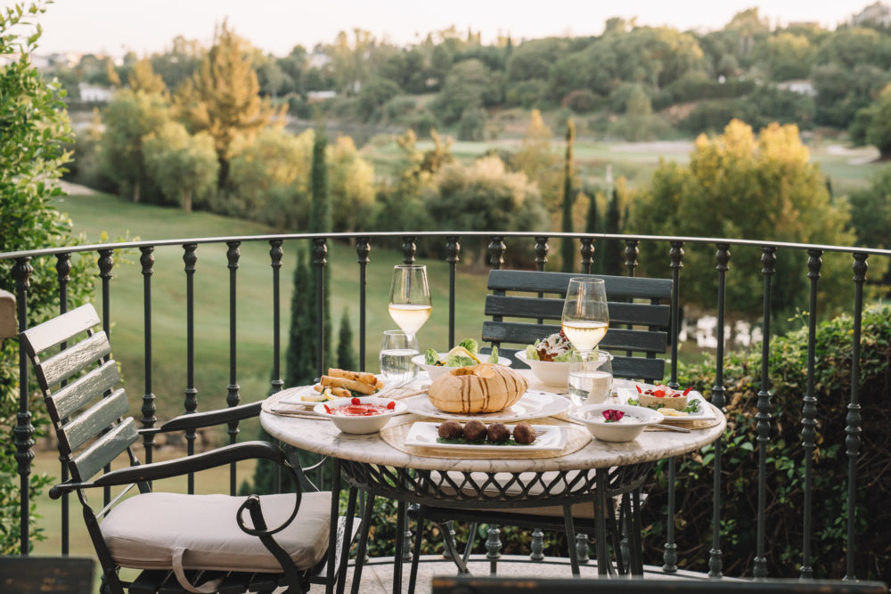 Ola-Beirut-1000x667 - Los mejores rooftops de España para disfrutar el verano