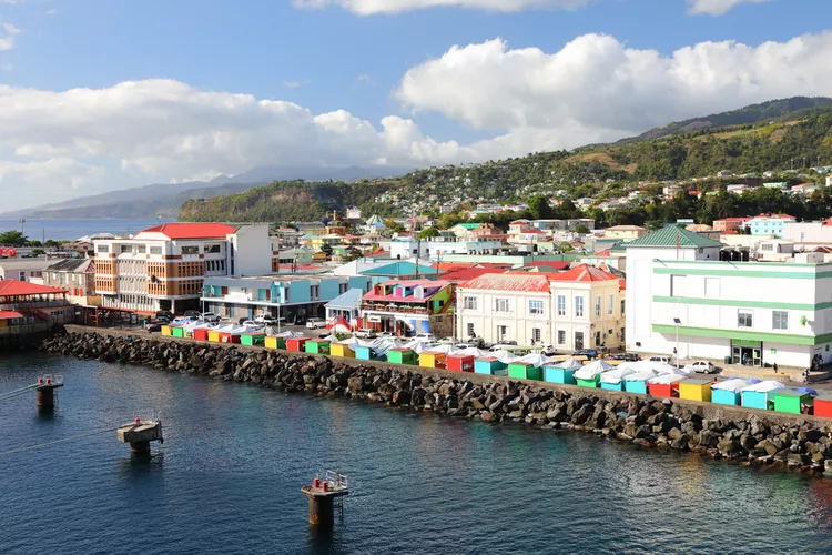 TAL-dominica-RETIRECARIB0524-cba4da4be1a84b80b3bfe4b4a73e4ee4 - Las mejores 9 islas del Caribe para jubilarse