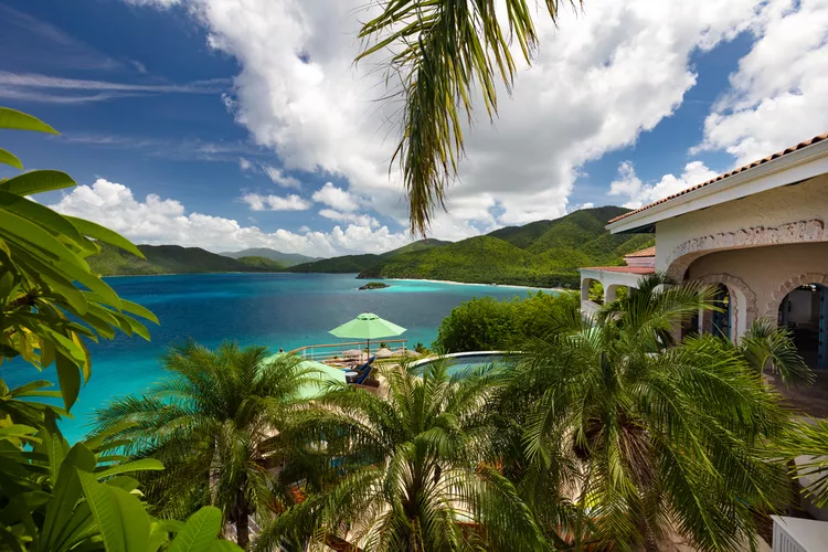 TAL-us-virgin-islands-RETIRECARIB0524-b6a00d3b085f4ec0894ee22802062075 - Las mejores 9 islas del Caribe para jubilarse