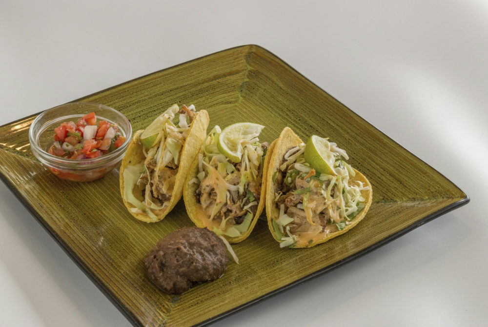 Tacos-Col-1000x670 - El restaurante en una antigua casona de la CDMX con una cálida terraza en Roma Norte