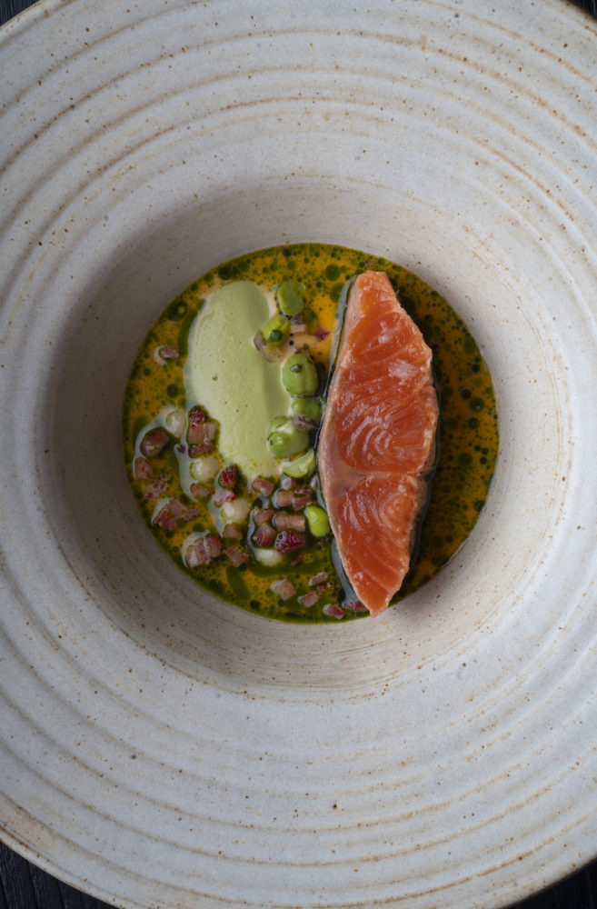 Trucha-Azafran-657x1000 - "La estrella (Michelin) me abrió puertas para contar lo que está pasando en Mendoza", Sebastián Weigandt