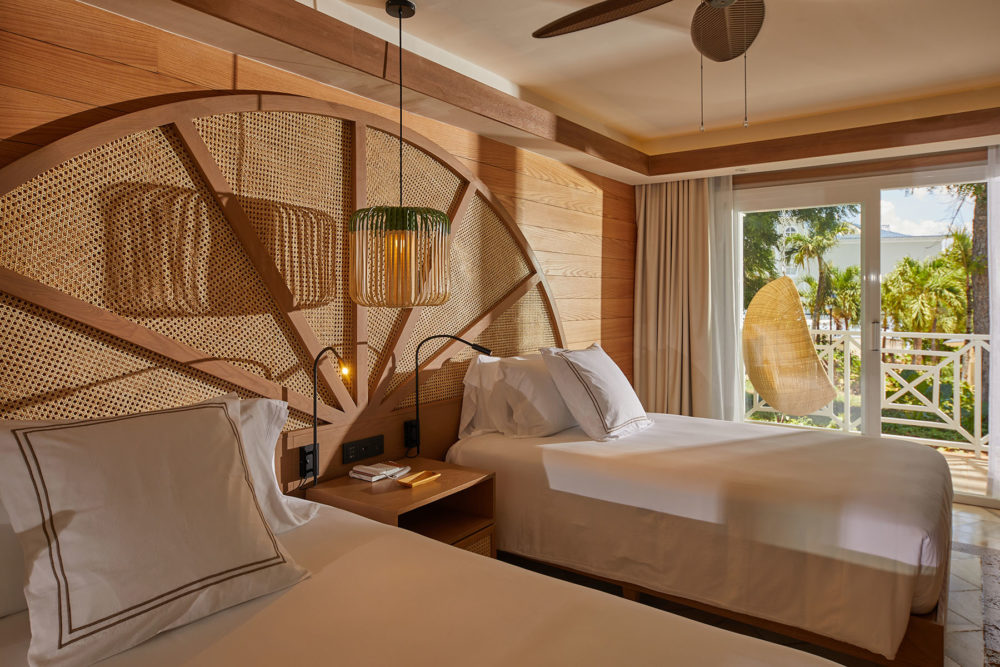 cayo-1000x667 - Cuatro hoteles para enamorarte (aún más) de República Dominicana 