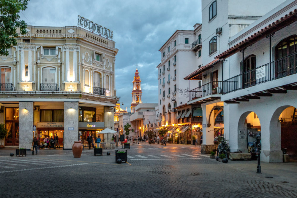iStock-1011385668-1000x668 - Qué ver en Salta capital y cómo viajar a Tilcara