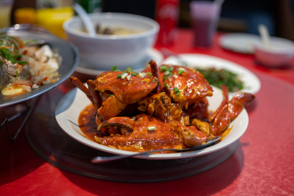 iStock-1464683154-1000x665 - El lujoso restaurante escondido en un pintoresco pasaje de la Ciudad de Buenos Aires que tiene 2 estrellas Michelin y un menú degustación de 18 platos
