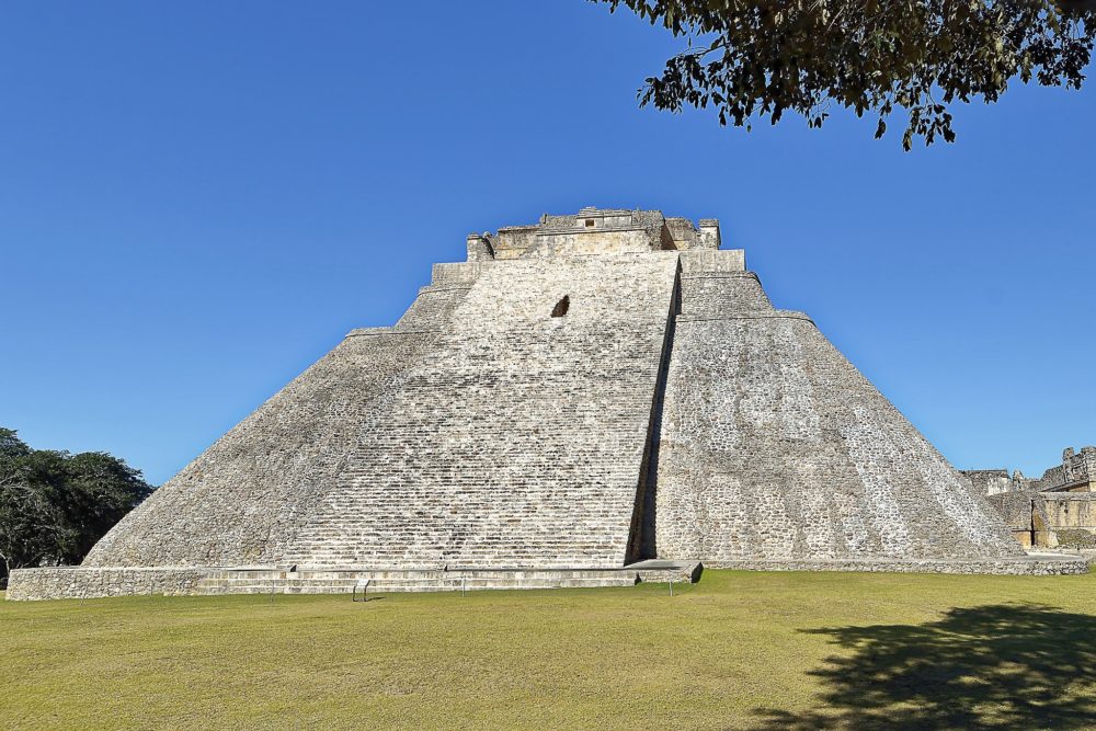 piramide-del-adivino-pixabay-1000x667 - Pirámides en México: dónde están y cómo visitarlas