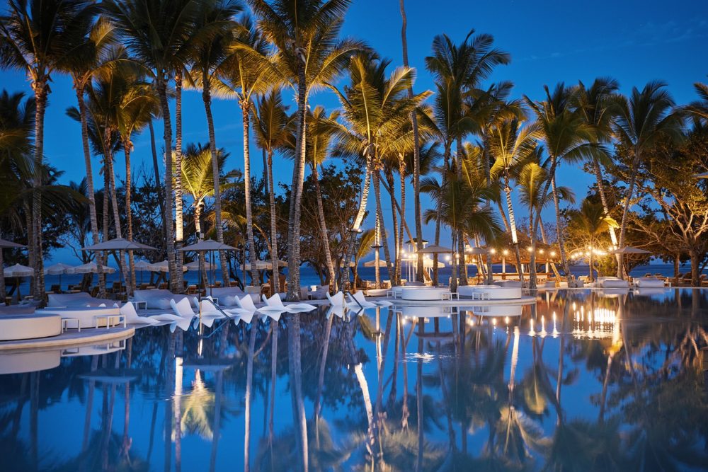 piscina-infinity-oasis-21-1000x667 - Cuatro hoteles para enamorarte (aún más) de República Dominicana 